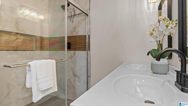 918 9TH AVENUE, Pleasant Grove, AL 35127