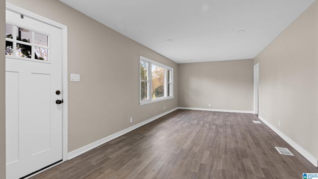 918 9TH AVENUE, Pleasant Grove, AL 35127