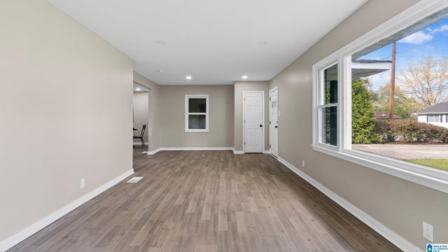 918 9TH AVENUE, Pleasant Grove, AL 35127