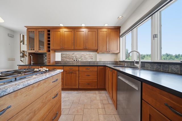 29 Stiles Farm Road, Wilton, NH 03086