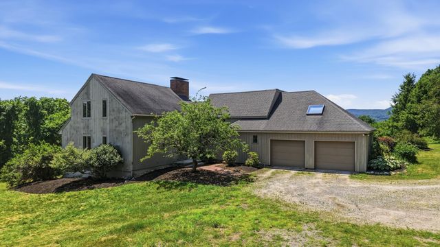 29 Stiles Farm Road, Wilton, NH 03086