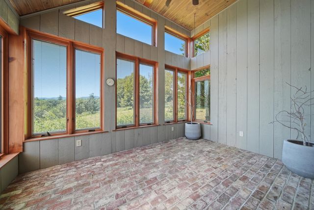 29 Stiles Farm Road, Wilton, NH 03086