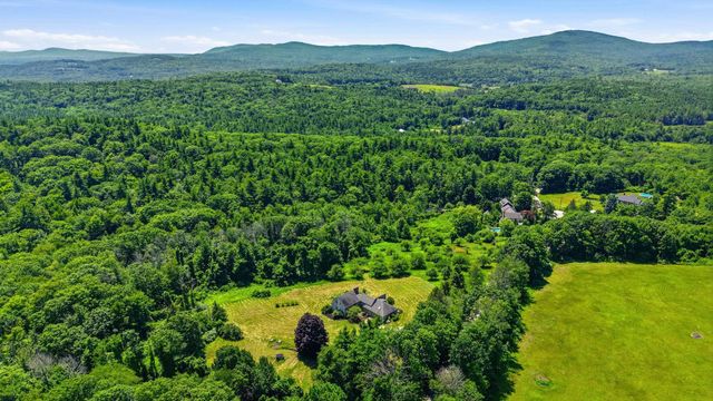 29 Stiles Farm Road, Wilton, NH 03086