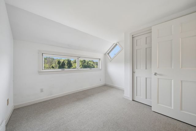 29 Stiles Farm Road, Wilton, NH 03086