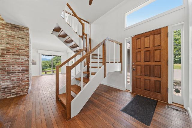 29 Stiles Farm Road, Wilton, NH 03086