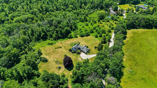 29 Stiles Farm Road, Wilton, NH 03086