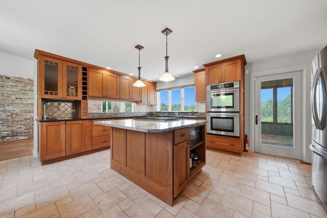 29 Stiles Farm Road, Wilton, NH 03086