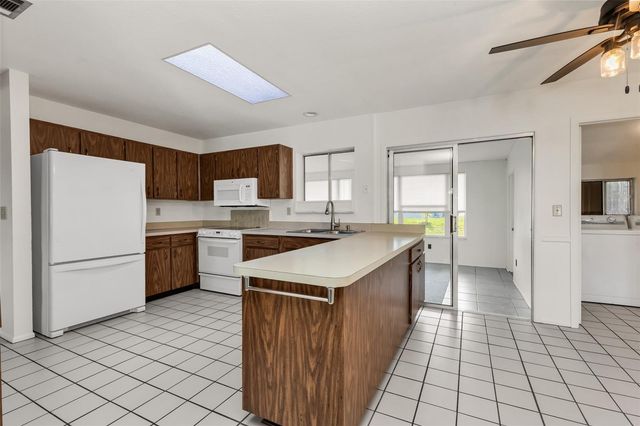 4100 GROBE STREET, North Port, FL 34287