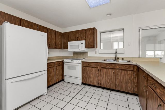 4100 GROBE STREET, North Port, FL 34287
