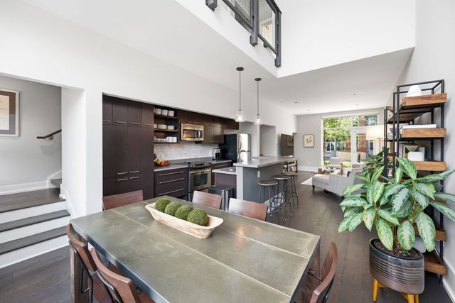 712 Strickland Dr, Nashville, TN 37206