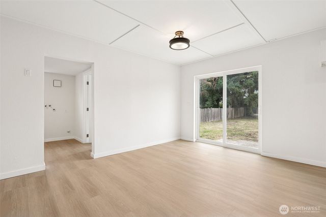 910 E 60th Street, Tacoma, WA 98404