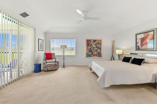 11618 Briarwood Circle 4, Boynton Beach, FL 33437