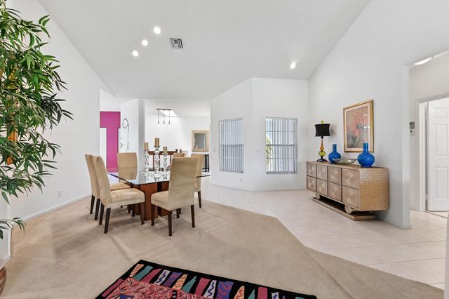 11618 Briarwood Circle 4, Boynton Beach, FL 33437