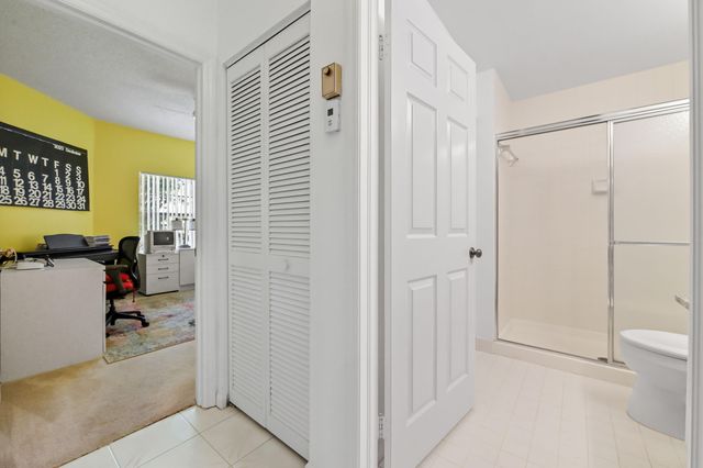 11618 Briarwood Circle 4, Boynton Beach, FL 33437