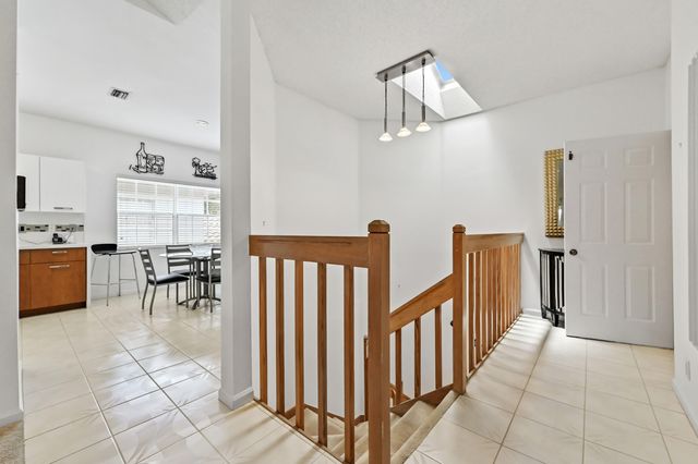 11618 Briarwood Circle 4, Boynton Beach, FL 33437