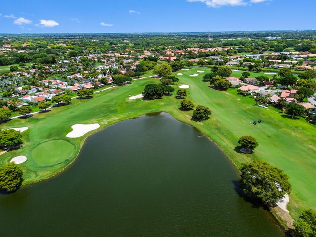11618 Briarwood Circle 4, Boynton Beach, FL 33437