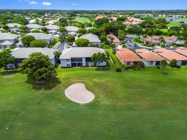 11618 Briarwood Circle 4, Boynton Beach, FL 33437