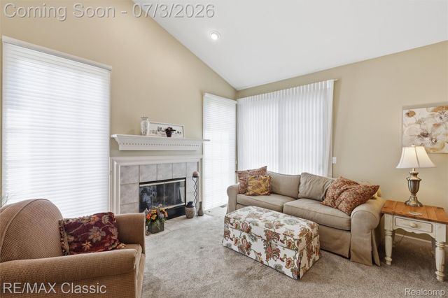 16934 Lochmoor Circle W, Northville Township, MI 48168