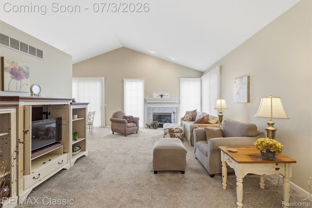 16934 Lochmoor Circle W, Northville Township, MI 48168
