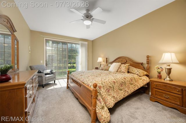 16934 Lochmoor Circle W, Northville Township, MI 48168