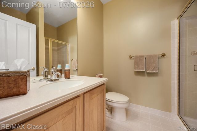 16934 Lochmoor Circle W, Northville Township, MI 48168