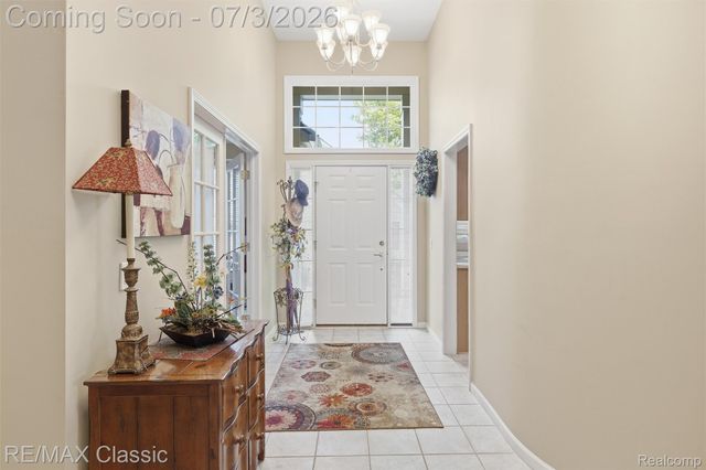 16934 Lochmoor Circle W, Northville Township, MI 48168