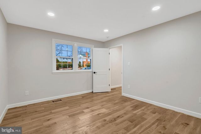 5203 MORNINGTON CT, Fairfax, VA 22032