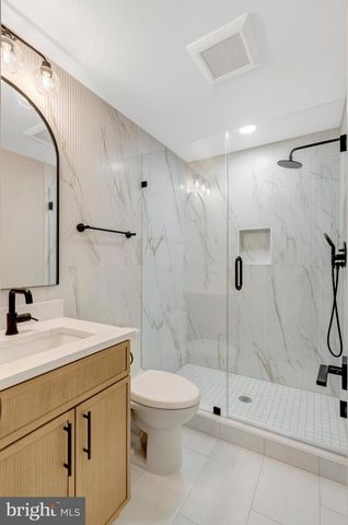 5203 MORNINGTON CT, Fairfax, VA 22032