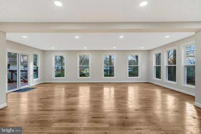 5203 MORNINGTON CT, Fairfax, VA 22032