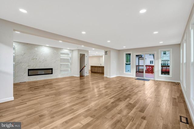 5203 MORNINGTON CT, Fairfax, VA 22032