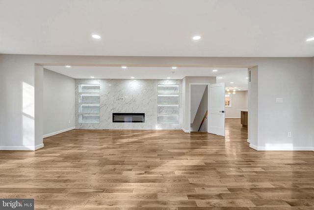 5203 MORNINGTON CT, Fairfax, VA 22032