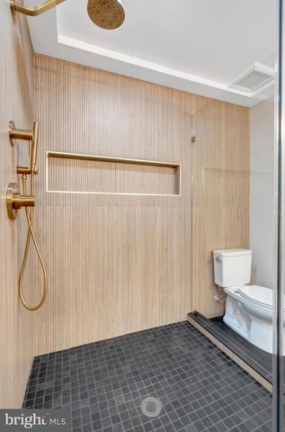 5203 MORNINGTON CT, Fairfax, VA 22032