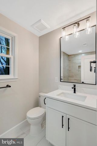 5203 MORNINGTON CT, Fairfax, VA 22032