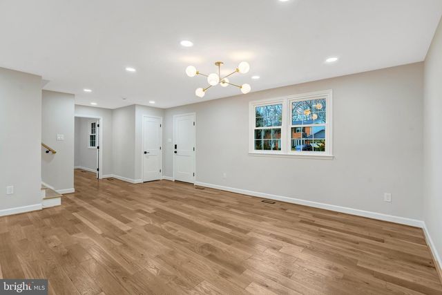 5203 MORNINGTON CT, Fairfax, VA 22032