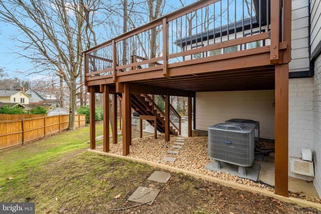 5203 MORNINGTON CT, Fairfax, VA 22032