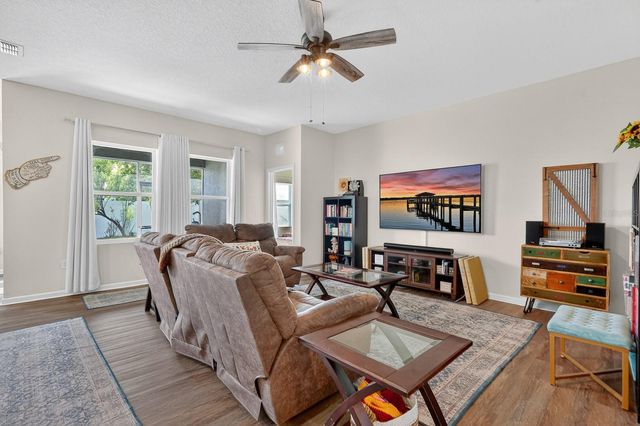 1019 LANDING LANE, Deltona, FL 32738