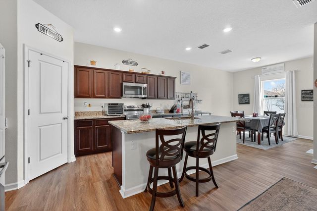 1019 LANDING LANE, Deltona, FL 32738