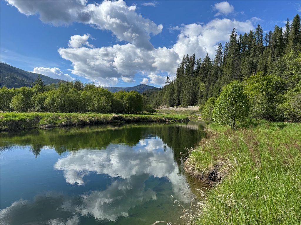2 Cedar Grove Lane, Noxon, MT 59853