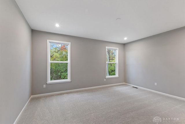 2619 Golden Leaf Drive, Beavercreek, OH 45431