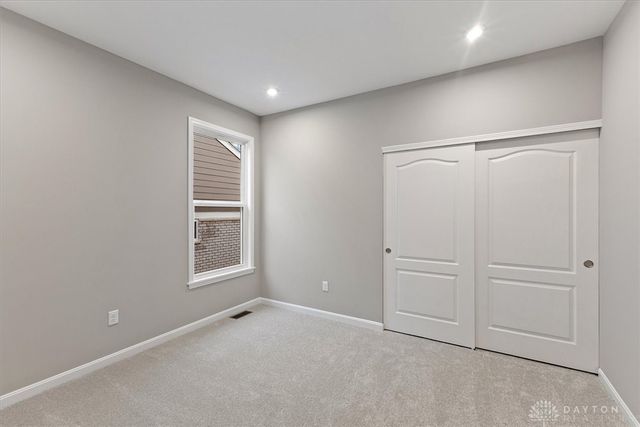 2619 Golden Leaf Drive, Beavercreek, OH 45431