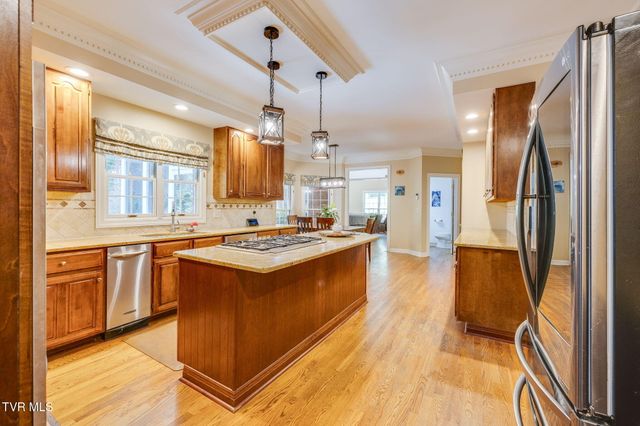 1808 Bramblewood Drive, Kingsport, TN 37660