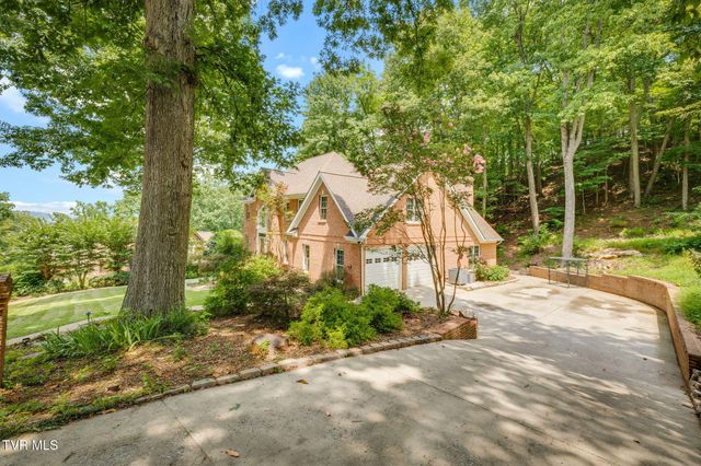 1808 Bramblewood Drive, Kingsport, TN 37660