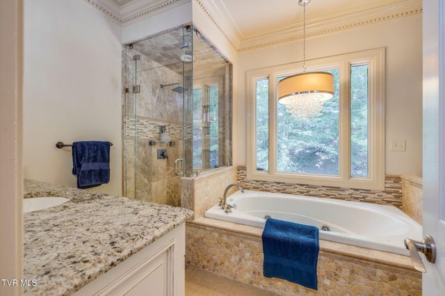 1808 Bramblewood Drive, Kingsport, TN 37660