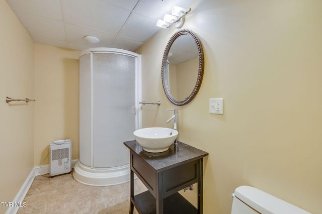 1808 Bramblewood Drive, Kingsport, TN 37660