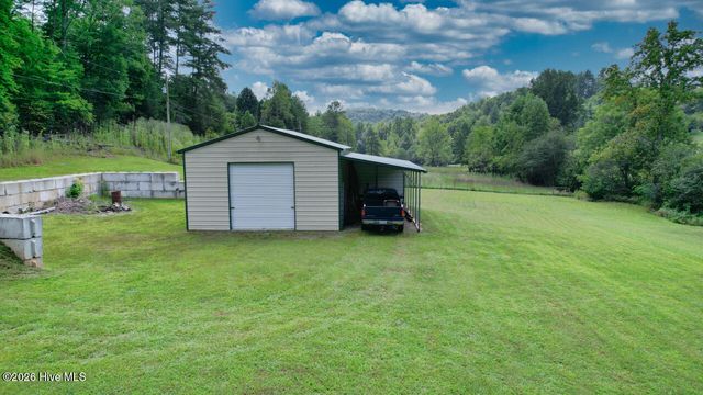 215 Kirby Lane, Murphy, NC 28906