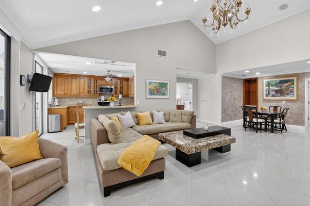 19950 Sawgrass Lane 5203, Boca Raton, FL 33434