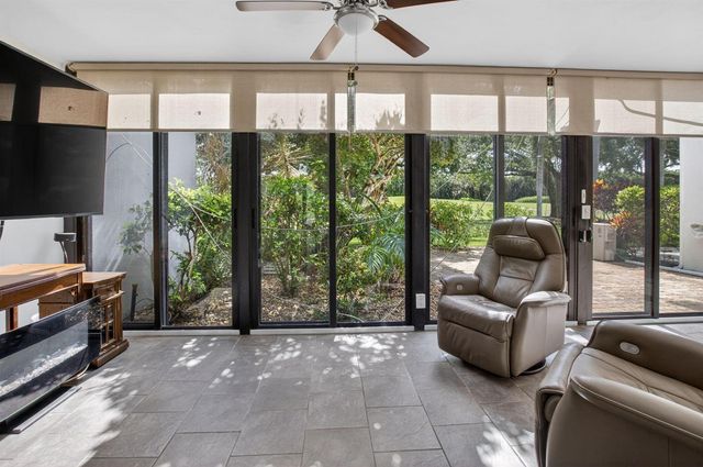 19950 Sawgrass Lane 5203, Boca Raton, FL 33434
