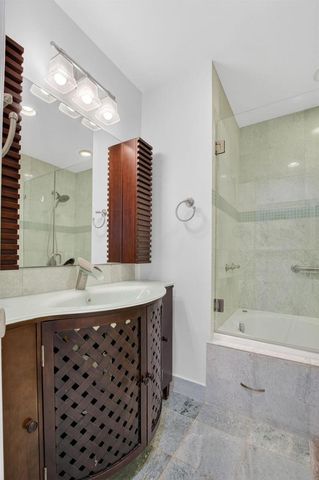 19950 Sawgrass Lane 5203, Boca Raton, FL 33434
