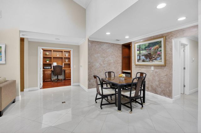 19950 Sawgrass Lane 5203, Boca Raton, FL 33434