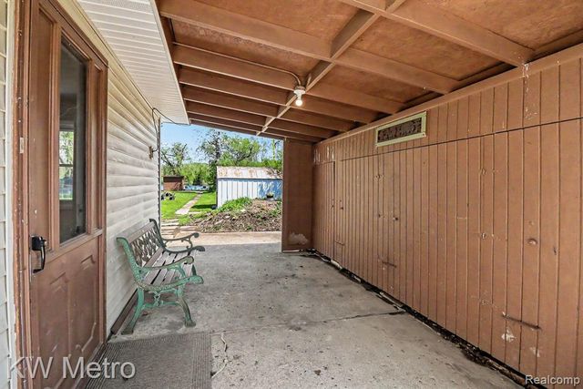 657 Dunleavy Drive, Highland, MI 48356
